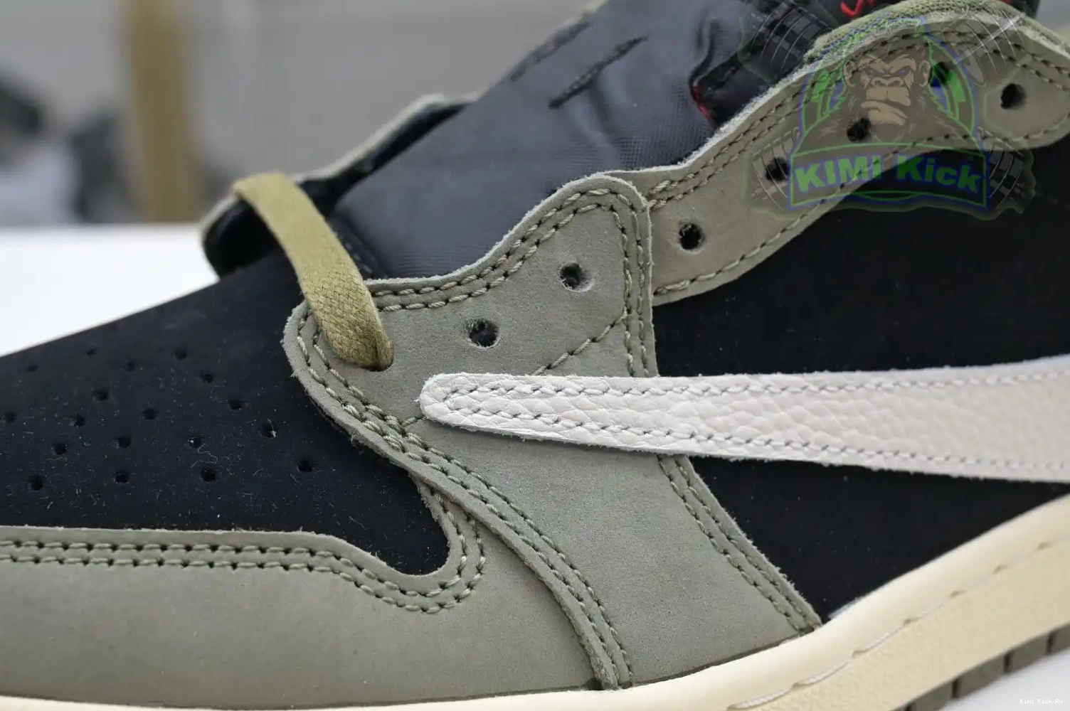 Kimikick Jordan Air Travis 7.0 Jordan OG Low Scott x 1 0702